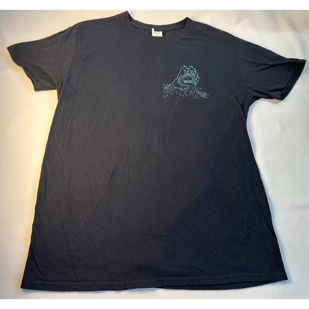 Gildan Graphic Tee Silver‎ Surfer Print Short Sleeve Large T-Shirt Caleb Linden
